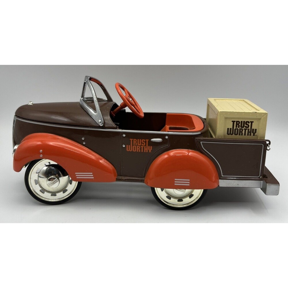 VNTG Trust Worthy Hardware Stores Diecast 1940 Gendron Pedal Car